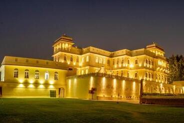 Отель Welcomheritage Ramgarh