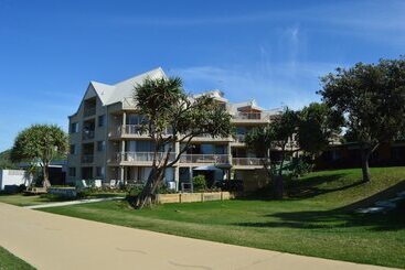 شقة Sanctuary Beach Resort
