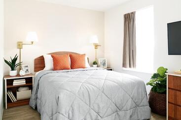 فندق Intown Suites Extended Stay Atlanta Ga   Roswell Alpharetta