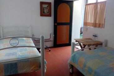 ユースホステル Hostal Cuija Coyoacán