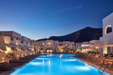 هتل Aqua Blue Beach
