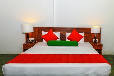 Отель Fresco Water Villa