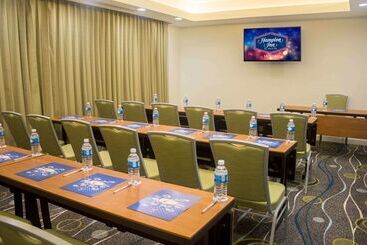 Отель Hampton Inn By Hilton Merida