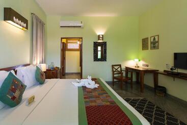 酒店 Heritage Resort Hampi