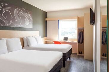 Отель Ibis Queretaro