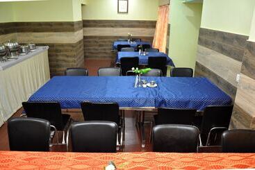 هتل Oyo Rooms Convent Road Queens Land