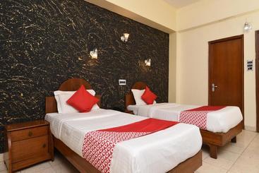 هتل Oyo Rooms Jangpura Post Office