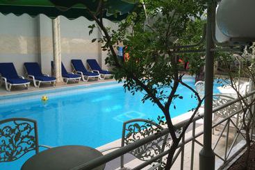 هتل Sun Beach