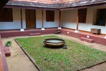 بنسيون Villa De Parrai