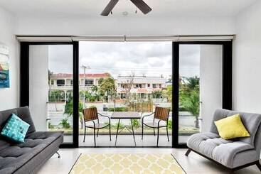 Жильё для туристов Velas Condos