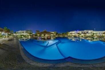 Cataract Resort Naama Bay