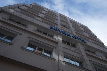 هتل Eskisehir Buyuk