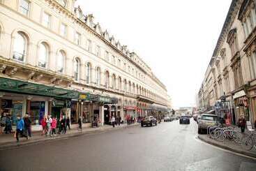 Homestay Bristol Hostel