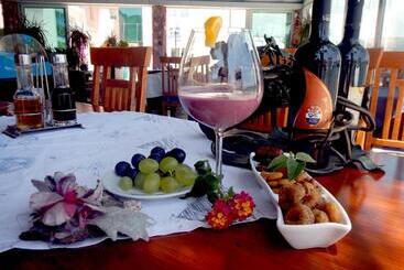 בית מלון כפרי Marina Frapa Resort Rogoznica