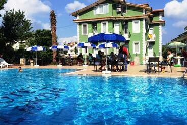 فندق The Green Valley