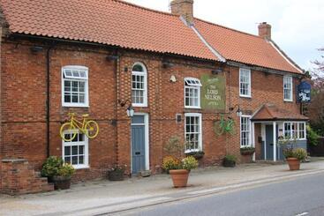 فندق The Lord Nelson Inn