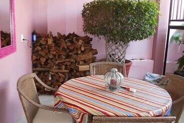 游客公寓 Lolitas Inn