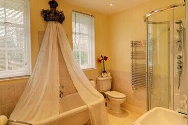 Пансион Saltcote Place