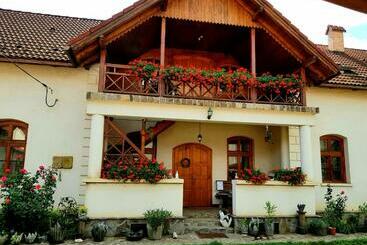 Bed and Breakfast Enikő Vendégház