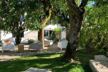 Bed and Breakfast Le Clos Du Marronnier