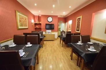 تختخواب و صبحانه The Chedburgh Guest House