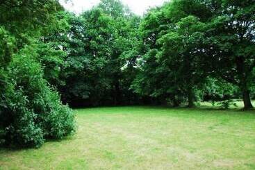 شقق خاصة سياحية Ellison Hall