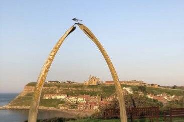 ツーリストアパートメント Fayvan Apartments