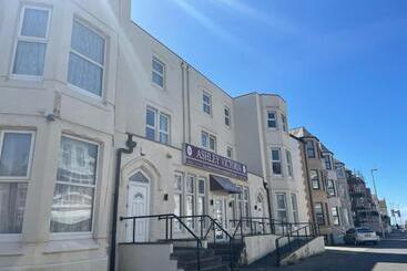 Отель Ashley Victoria