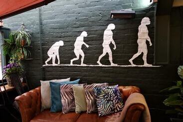 فندق Darwins Kitchen