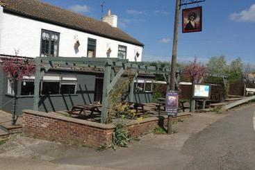 בית מלון כפרי The Dog In A Doublet