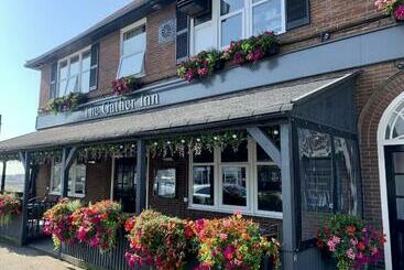 호텔 The Gather Inn