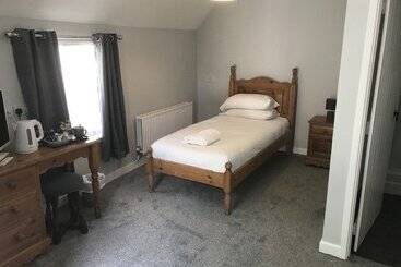 هتل The Kicking Dickey