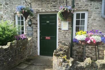 膳宿费 Instow Barton