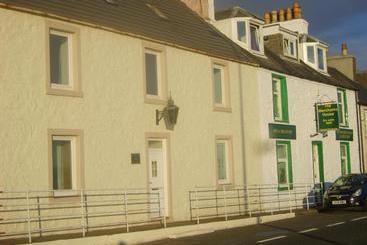 ペンション The Auld Cairn