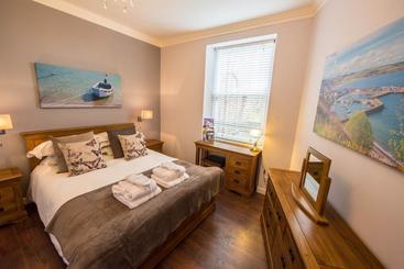 דירות לתיירים The Harbour Tower