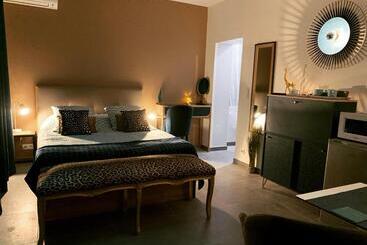 تختخواب و صبحانه La Corsa Chambre Familiale Deluxe