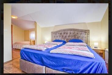 بنسيون къща за гости карасански