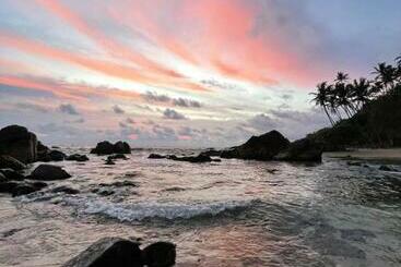 ペンション Ishadi Resort