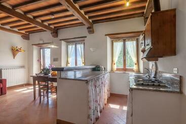 Universal Harmony   Usignolo