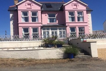 住宿加早餐  Cranog Trefin