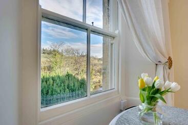 צימר Mill House Cottage