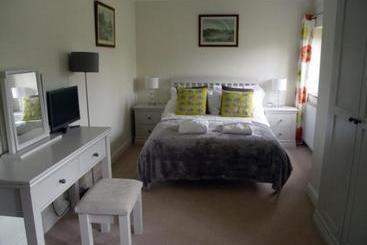 تختخواب و صبحانه Pinkneys Court Mews