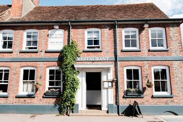 בית מלון כפרי Bel And The Dragon Kingsclere