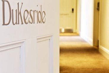 فندق Elveden Inn