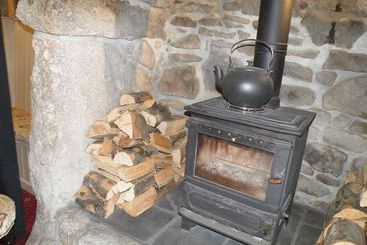 בית מלון כפרי The Fountain Licensed B&b