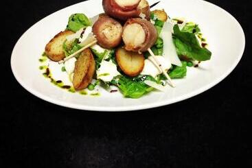 Отель The Inn @ Y Not