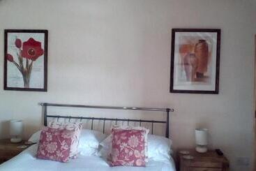 בית מלון כפרי The Lincolnshire Poacher Inn