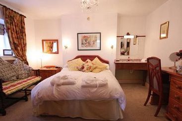膳宿费 Penybryn House