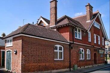 膳宿费 The Osney Arms Guest House