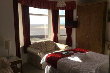 Ash Hotel B&b